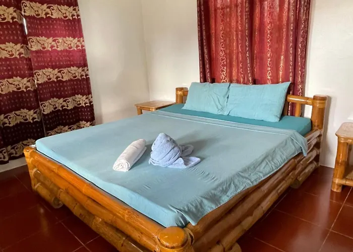 Tauig Resort 2*