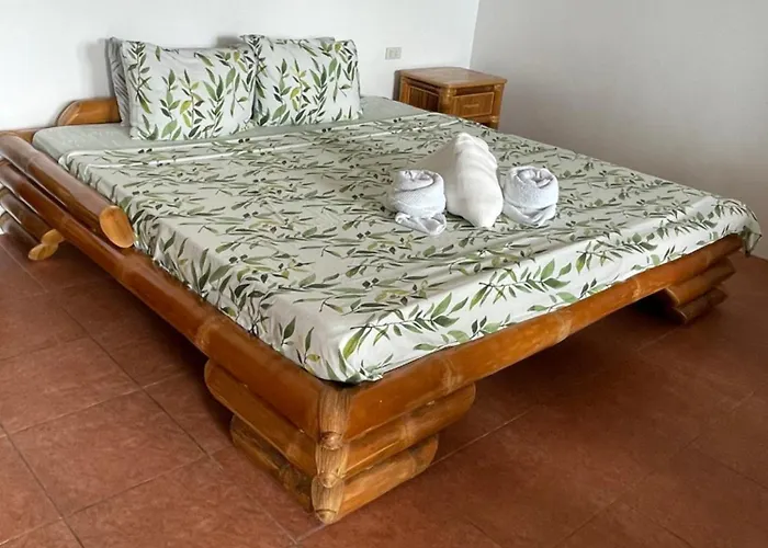 Tauig Resort 2*